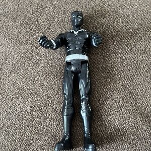 Black Panther Marvel Avengers 11.5” Black/Silver Figure Hasbro C-3632B 2017